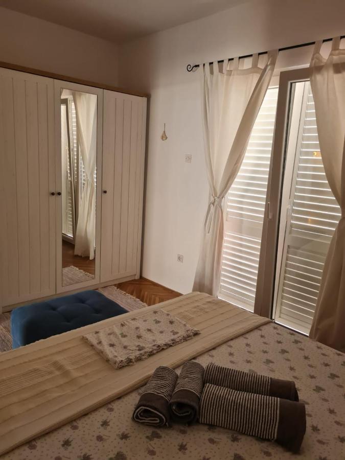 Apartman Martic Клек Екстериор снимка